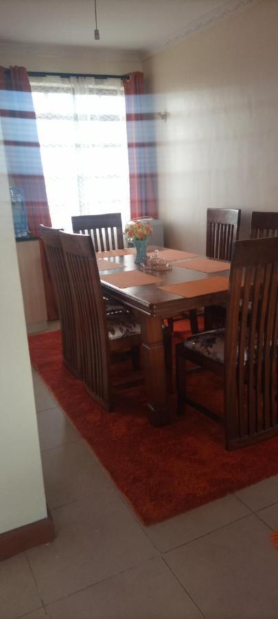 Elimurk Bnb Near Jkia N Sgr Nairobi Eksteriør bilde